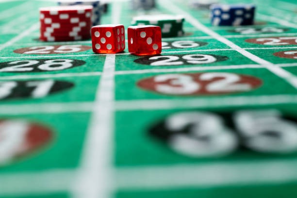 Roulette wheel spinning on slot77 boba live table